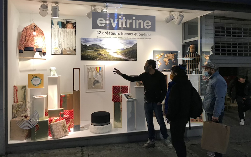 e vitrine