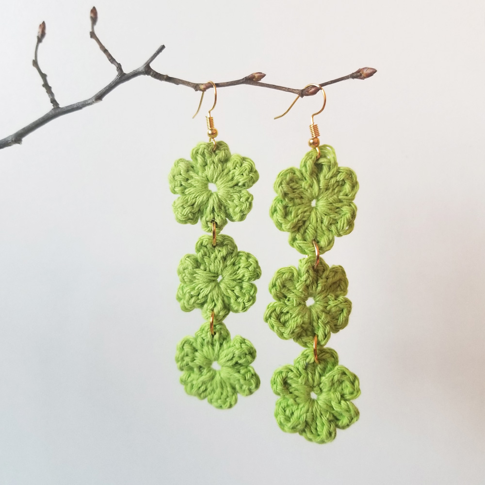 media/com_crc/members/2805/images/huja_handmade_crochet_earrings_triple_green_sunburst.jpg