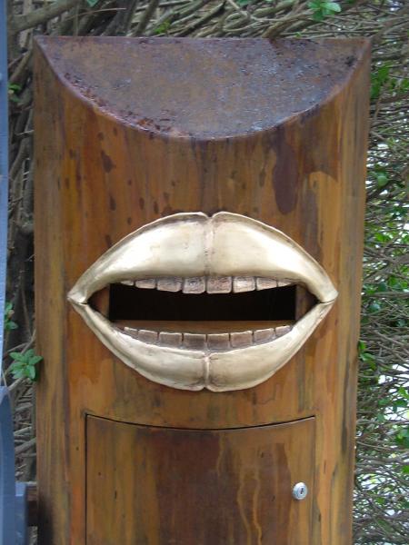 media/com_crc/members/954/images/_tmp_phpmEd7p7vue_boite_aux_lettres_corten_et_bronze_003.jpg